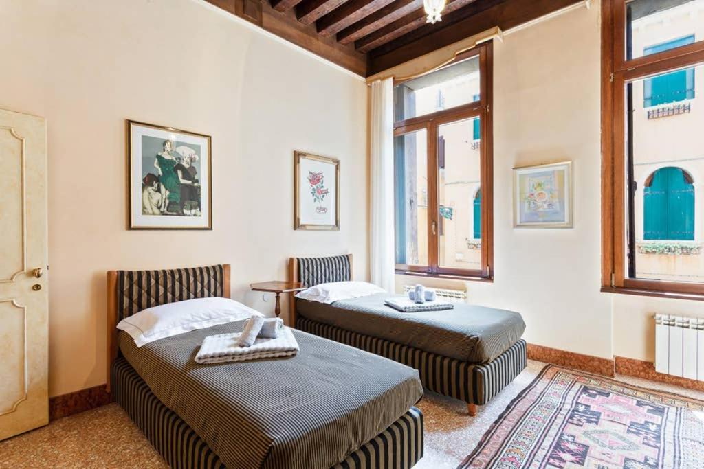 Doge Palace Luxury Apartment - Cannaregio Venecia Exterior foto
