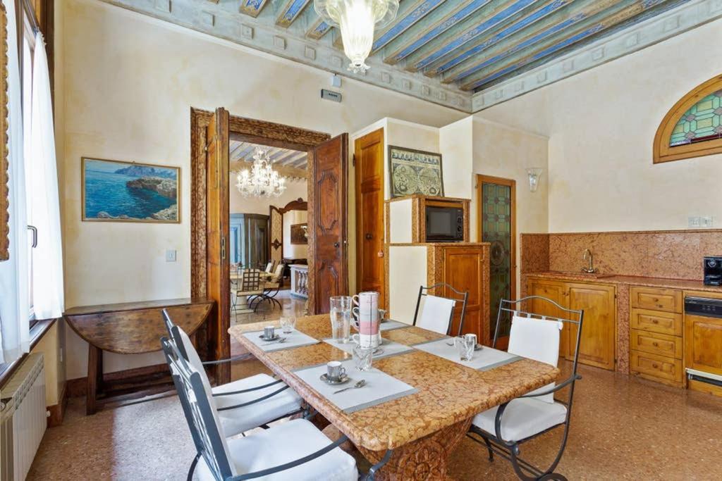 Doge Palace Luxury Apartment - Cannaregio Venecia Exterior foto